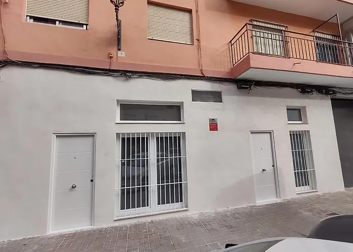 District Key - Valencia, Plaza Del Cedro